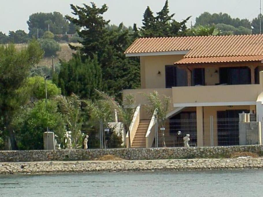 Villa Meri Torre Lapillo Ngoại thất bức ảnh